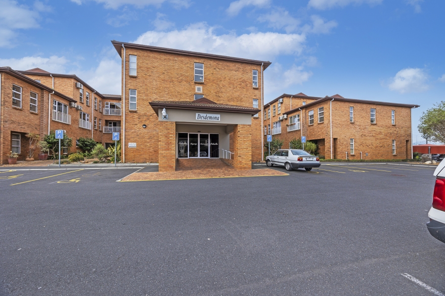 2 Bedroom Property for Sale in Sonkring Western Cape